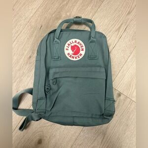 Fjällräven Kånken Mini Daypack‎ Frost Green Excellent Condition